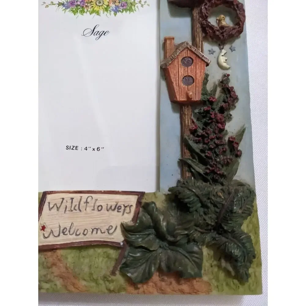 Vintage Wild Flowers Welcome Picture Photo Frame Resin 3-D Bird House